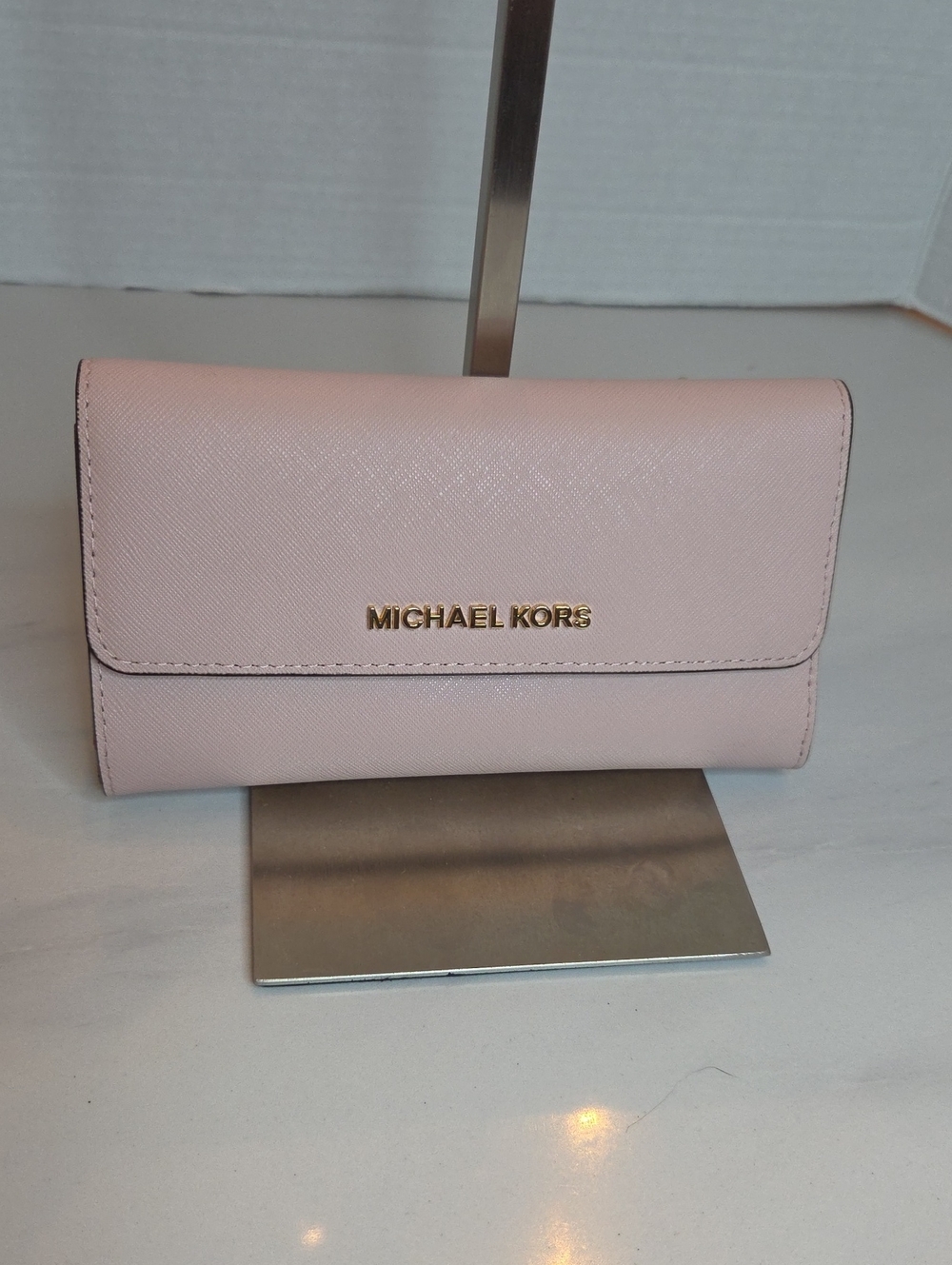 Michael Kors Jet Set Travel Large Trifold Wallet In Pink Saffiano Leather